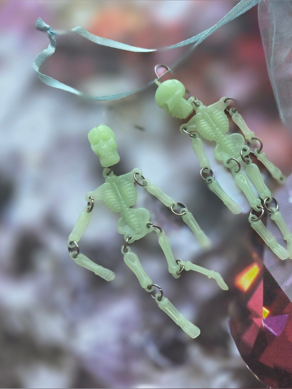 NWOT Glow in the Dark Skeleton Dangle Gothic Halloween Earrings